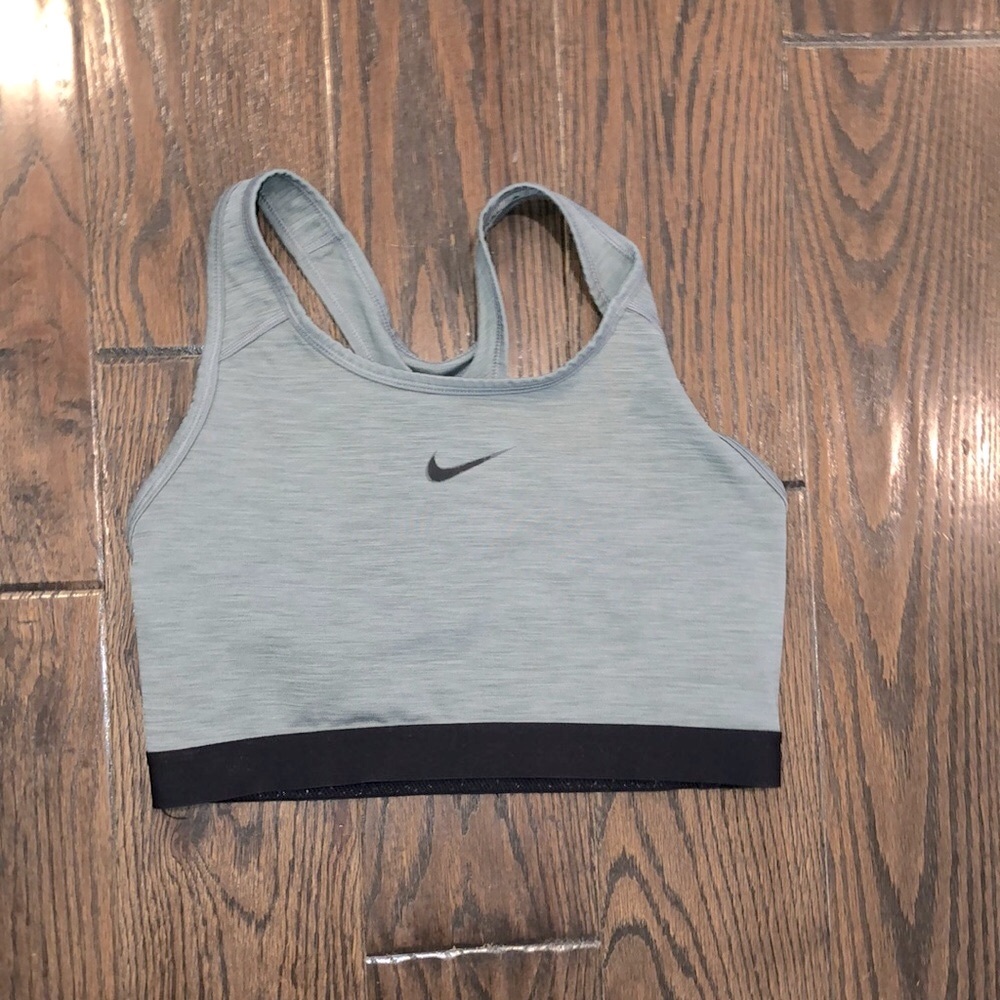 Nike athletic sports bra size small